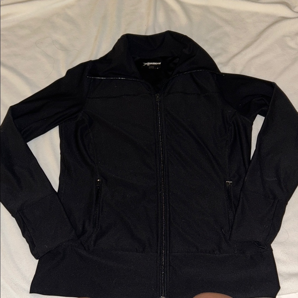 Xersion Women's Black  workout jacket sz: M/L